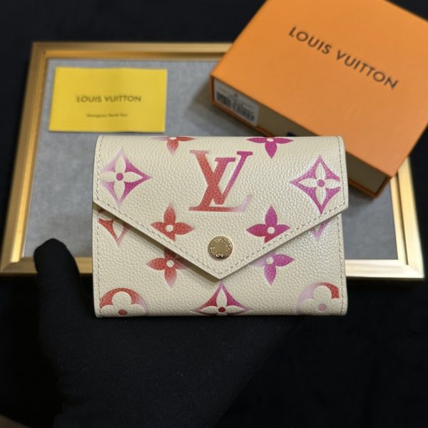 LOUIS VUITTON VICTORINE WALLET IN MONOGRAM EMPREINTE BEIGE 12CM M83507