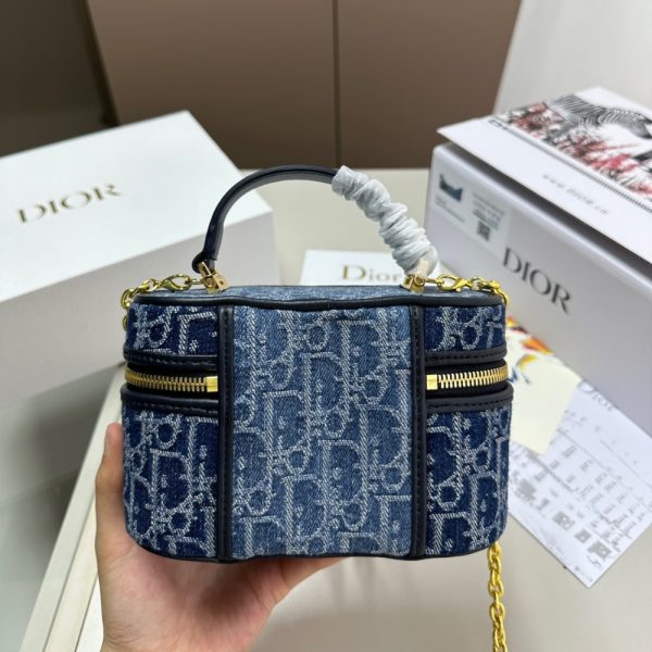 DIOR 30 MONTAIGNE MINI VANITY CASE BLUE DENIM 17CM S2332UDCE M49E