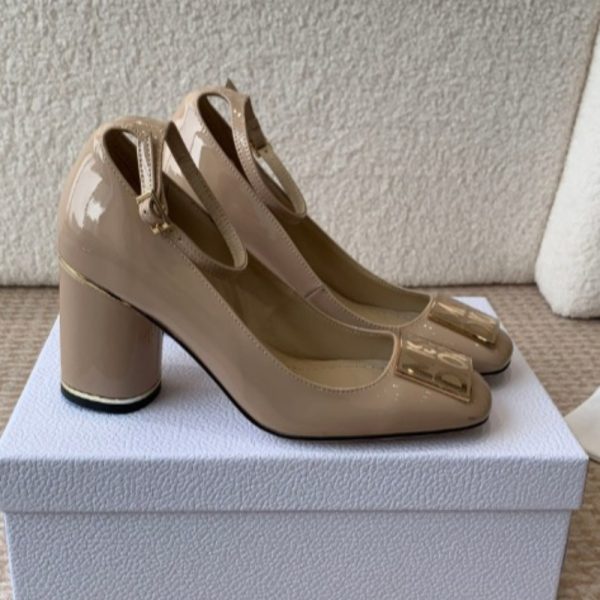 DIOR MISS DIOR PUMP PATENT CALFSKIN BEIGE KCV266VNI S19O