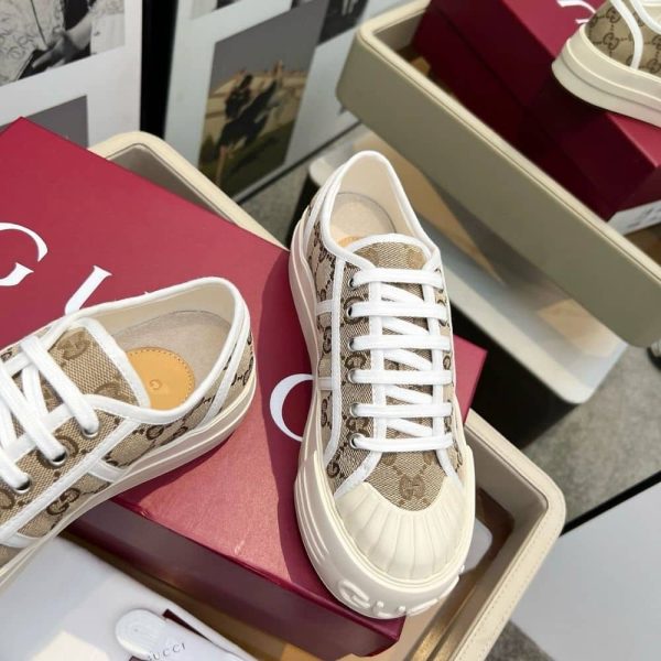 GUCCI WOMEN CHUNKY SNEAKER BEIGE AND BROWN 831825 20Q20 9745
