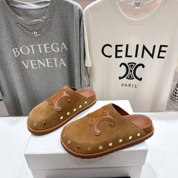 CELINE PITEA CLOG IN SUEDE COGNAC 363013954C 18NC
