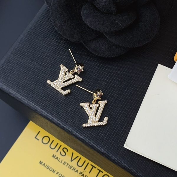 LOUIS VUITTON LADY LV EARRINGS GOLD TONE M01844