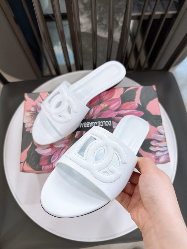 Women’s D & G Slides