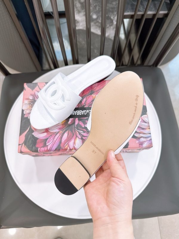 Women’s D & G Slides