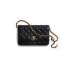 CHANEL Classic Wallet On Chain