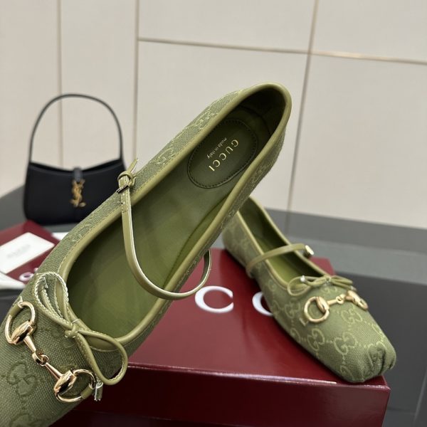 GUCCI WOMEN’S HORSEBIT BALLET FLAT GREEN ‎814321 FAD8F 3048