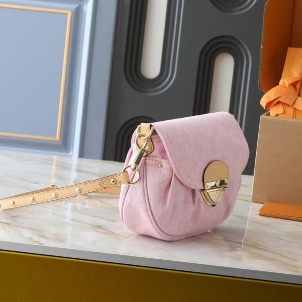 SUMMER SET: LOUIS VUITTON SUNSET WASHED PINK 27CM & MAP IN ROSE CLAIR 70CM