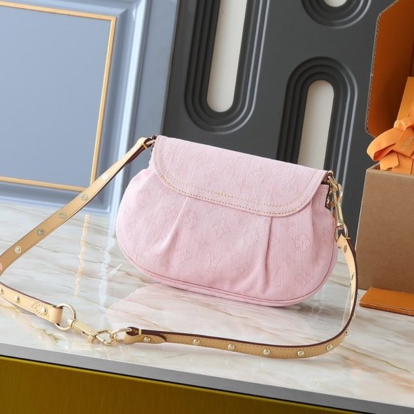 SUMMER SET: LOUIS VUITTON SUNSET WASHED PINK 27CM & MAP IN ROSE CLAIR 70CM