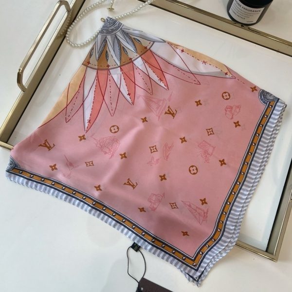 SUMMER SET: LOUIS VUITTON SUNSET WASHED PINK 27CM & MAP IN ROSE CLAIR 70CM