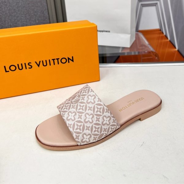 LOUIS VUITTON LILY FLAT MULE BEIGE 1AHM99