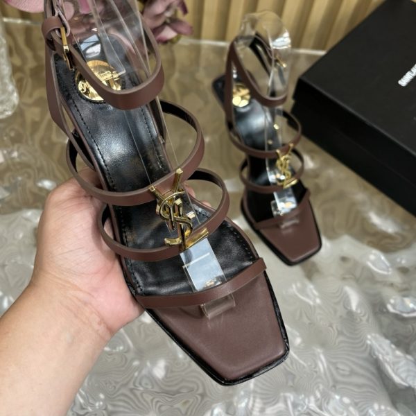 SAINT LAURENT CASSANDRA WEDGES IN SMOOTH LEATHER DARK BROWN 821090DWEDD2023