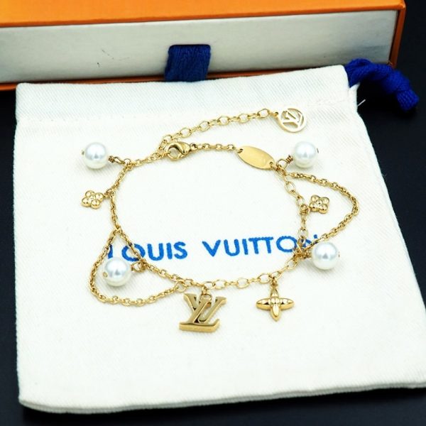 LOUIS VUITTON BLOOMING PEARLS BRACELET GOLD M1684A
