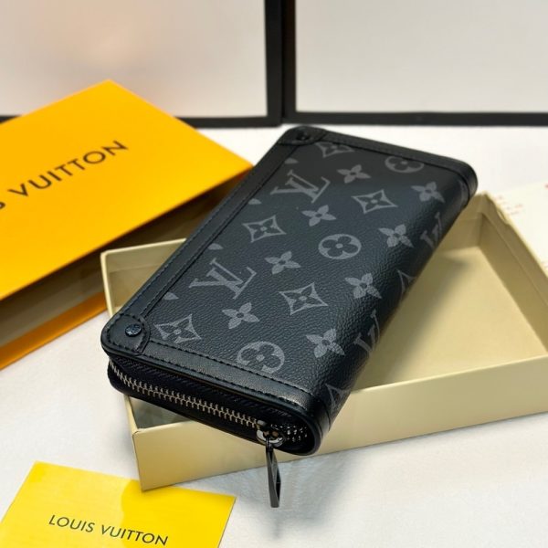 SUMMER SET: LOUIS VUITTON KEEPALL BANDOULIÈRE 50 MONOGRAM ECLIPSE & LONG WALLET MONOGRAM ECLIPSE TRUNK ZIPPY BLACK 19CM