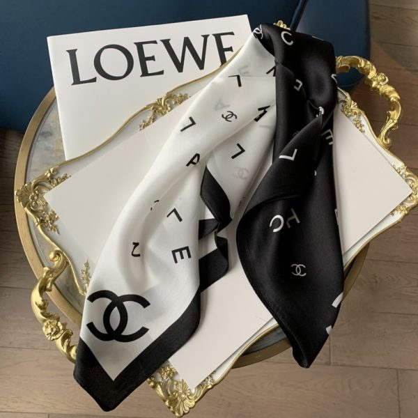 SUMMER SET: CHANEL SMALL VANITY CASE SS22 BLACK & MULTI LETTERS SQUARE SILK SCARF BLACK WHITE