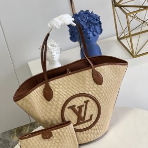 SUMMER SET: LOUIS VUITTON SAINT JACQUES BROWN 45CM & LOCK IT FLAT RAFFIA MULES BROWN
