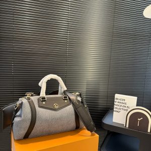 LOUIS VUITTON LV BIKER MM DARK DENIM 37CM M14702