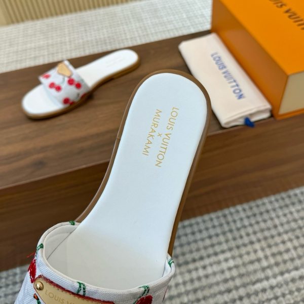 LOUIS VUITTON X TAKASHI MURAKAMI LILY FLAT MULE WHITE 1AHM43