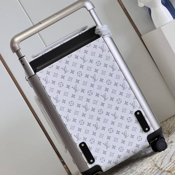 LOUIS VUITTON HORIZON 55 OPTIC WHITE 55CM M10149