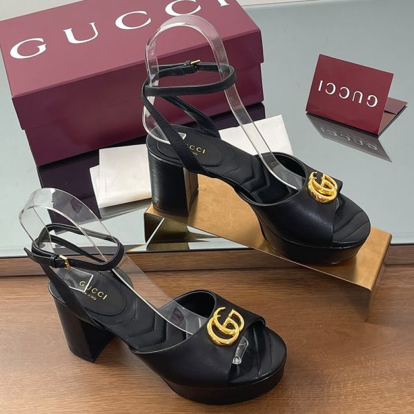 GUCCI Women’s platform sandal with Double G