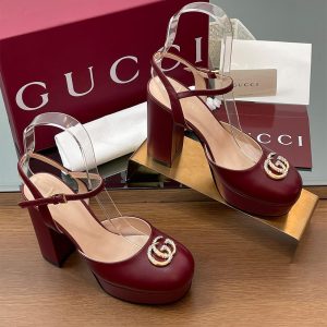 GUCCI Women’s platform pump with crystal Double G