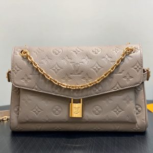 LV Anytime Flap Bag(high-end grade)