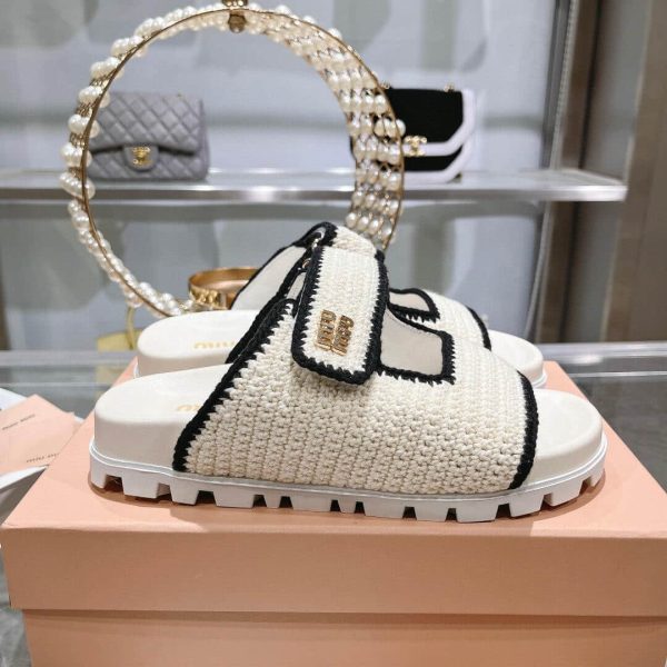 MIUMIU CROCHET KNIT SLIDES WHITE 5XX641 2CQ2 F0A72 F 010