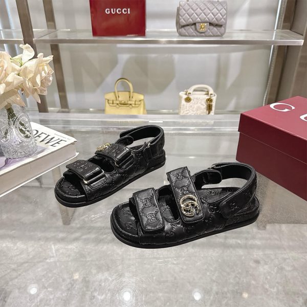 GUCCI Women’s sandal with Double G