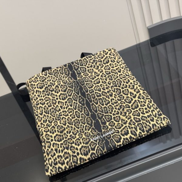 SAINT LAURENT LEOPARD PRINT TOTE BAG 46CM