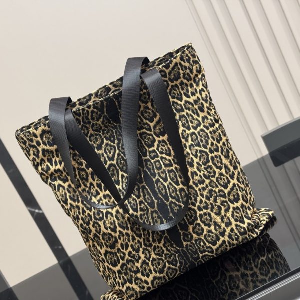 SAINT LAURENT LEOPARD PRINT TOTE BAG 46CM