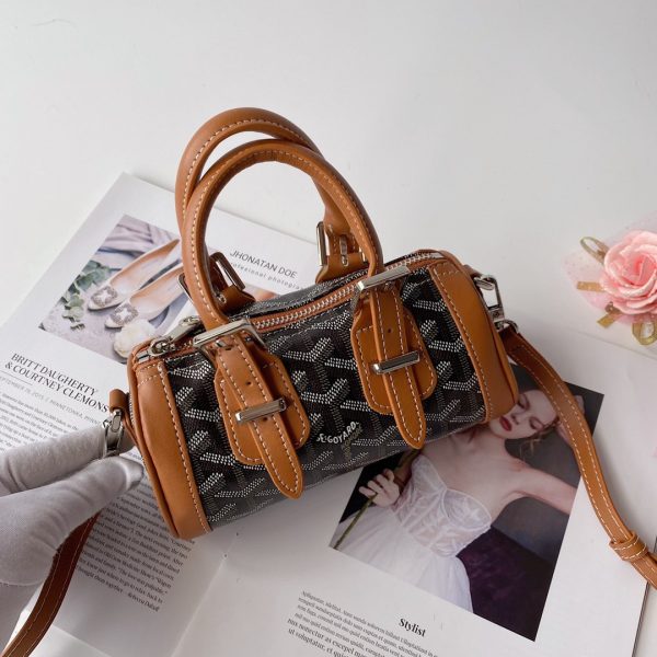 Cowhide Bag 12082025 – Size 18 x 8 x 10 cm
