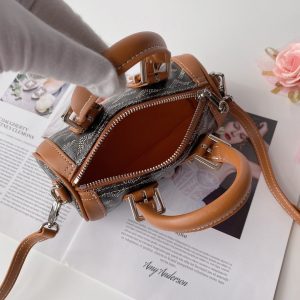 Cowhide Bag 12082025 – Size 18 x 8 x 10 cm