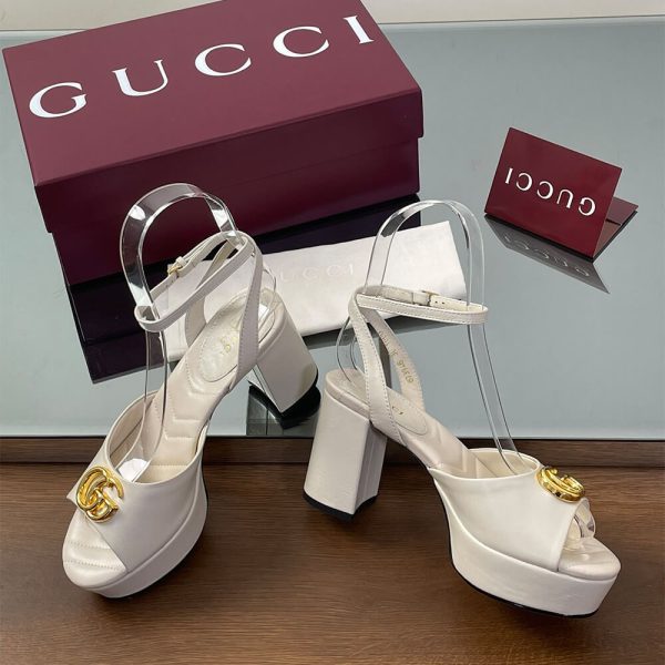 GUCCI Women’s platform sandal with Double G