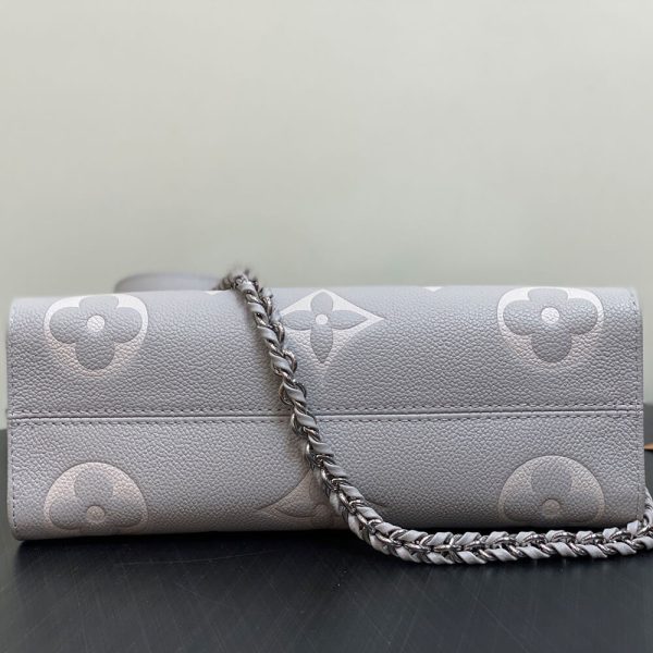 LV OnTheGo East West Chain(HIGH-END GRADE)