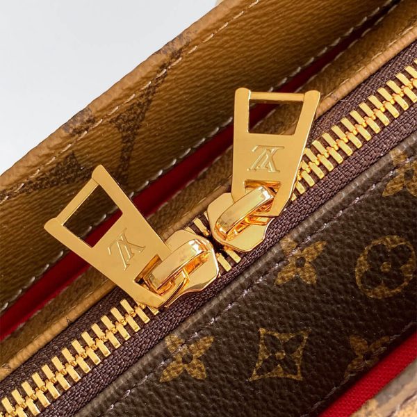 LV OnTheGo East West Chain(HIGH-END GRADE)