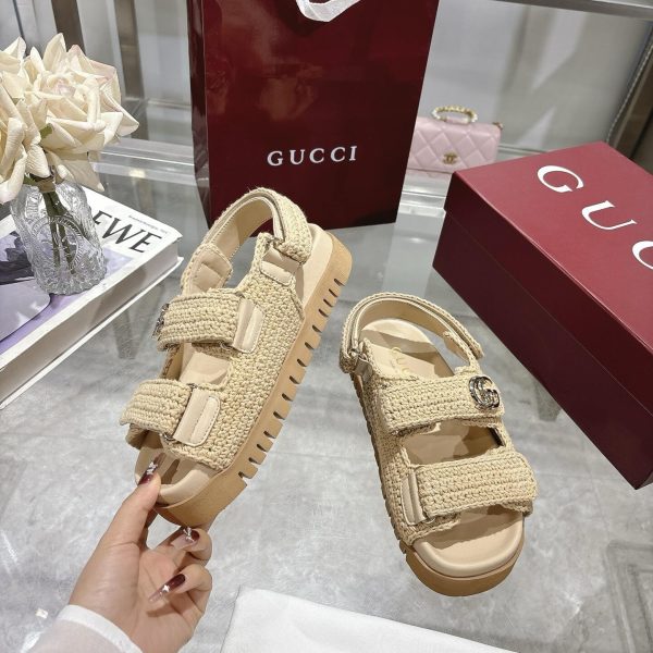 GUCCI WOMEN SANDAL WITH DOUBLE G BEIGE CROCHET ‎835086 FAEQ2 9552