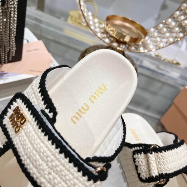 MIUMIU CROCHET KNIT SLIDES WHITE 5XX641 2CQ2 F0A72 F 010