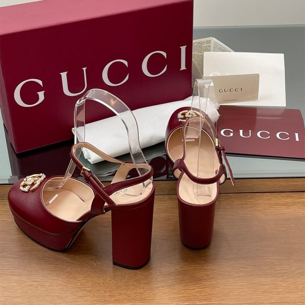 GUCCI Women’s platform pump with crystal Double G