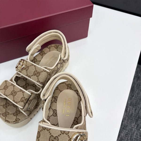 GUCCI Women’s sandal with Double G