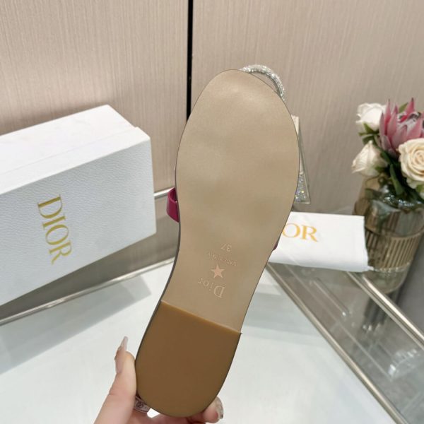 DIOR D-Club Slide