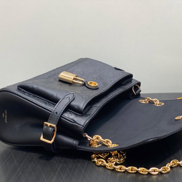 LV Anytime Flap Bag(high-end grade)