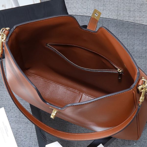 CELINE MEDIUM CAMILLE 16 SOFT BAG IN SMOOTH CALFSKIN