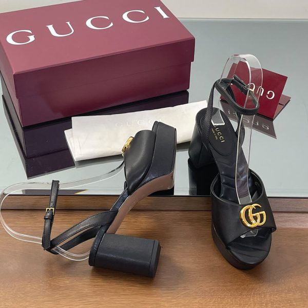 GUCCI Women’s platform sandal with Double G