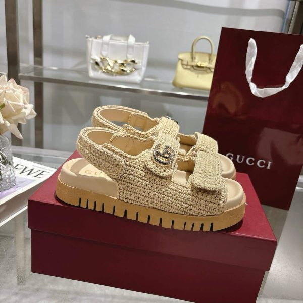 GUCCI WOMEN SANDAL WITH DOUBLE G BEIGE CROCHET ‎835086 FAEQ2 9552