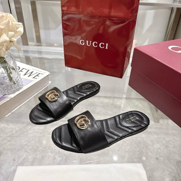 GUCCI WOMEN SLIDE SANDAL WITH DOUBLE G BLACK ‎832449 BKO00 1000