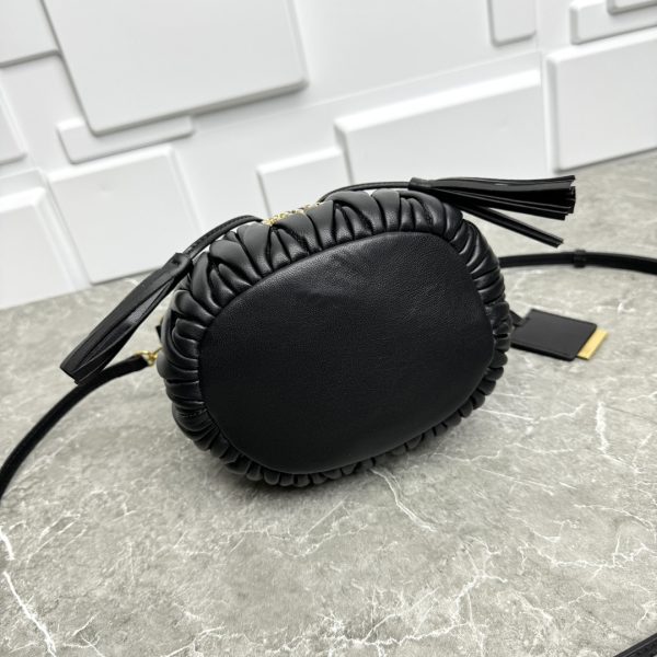 MIU MIU MATELASSÉ NAPPA LEATHER BAG BLACK 17CM 5BE084 N88 F0002 V OOO