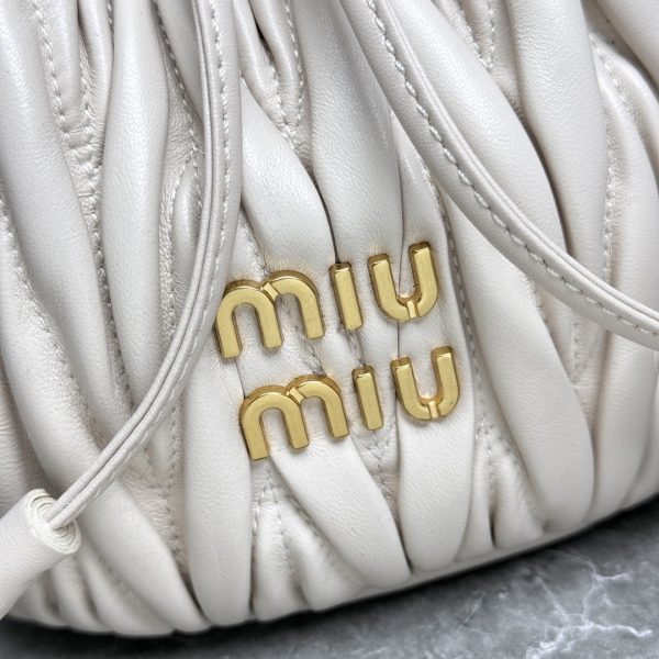 MIU MIU MATELASSÉ NAPPA LEATHER BAG WHITE 17CM 5BE084 N88 F0009