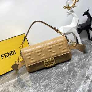 Fendi Baguette