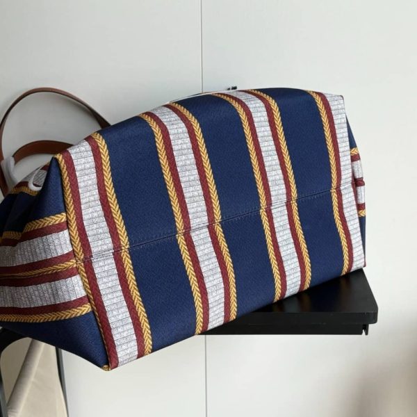 GUCCI EMBROIDERED LARGE CANVAS TOTE BAG IN DARK BLUE AND MULTICOLOR 37CM 818779 FAEF8 8796