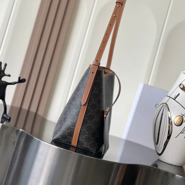 Celine SOFT SHOPPER BAG IN Triomphe Canvas and Calfskin (HIGH-END GRADE)