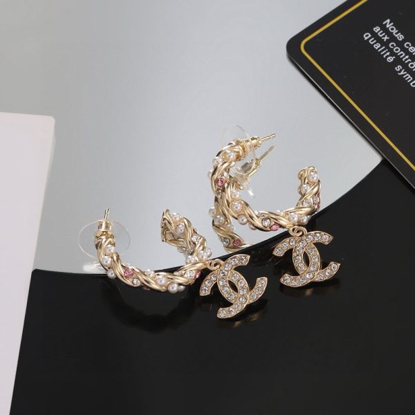 CHANEL EARRINGS